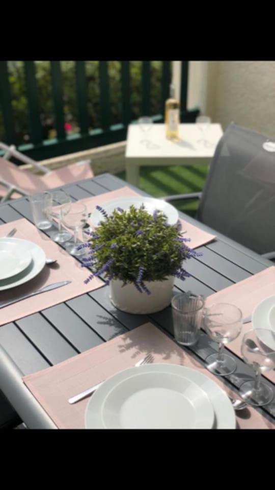 Studio 110 Grande Terrasse Proche Mer Bandol Exterior photo