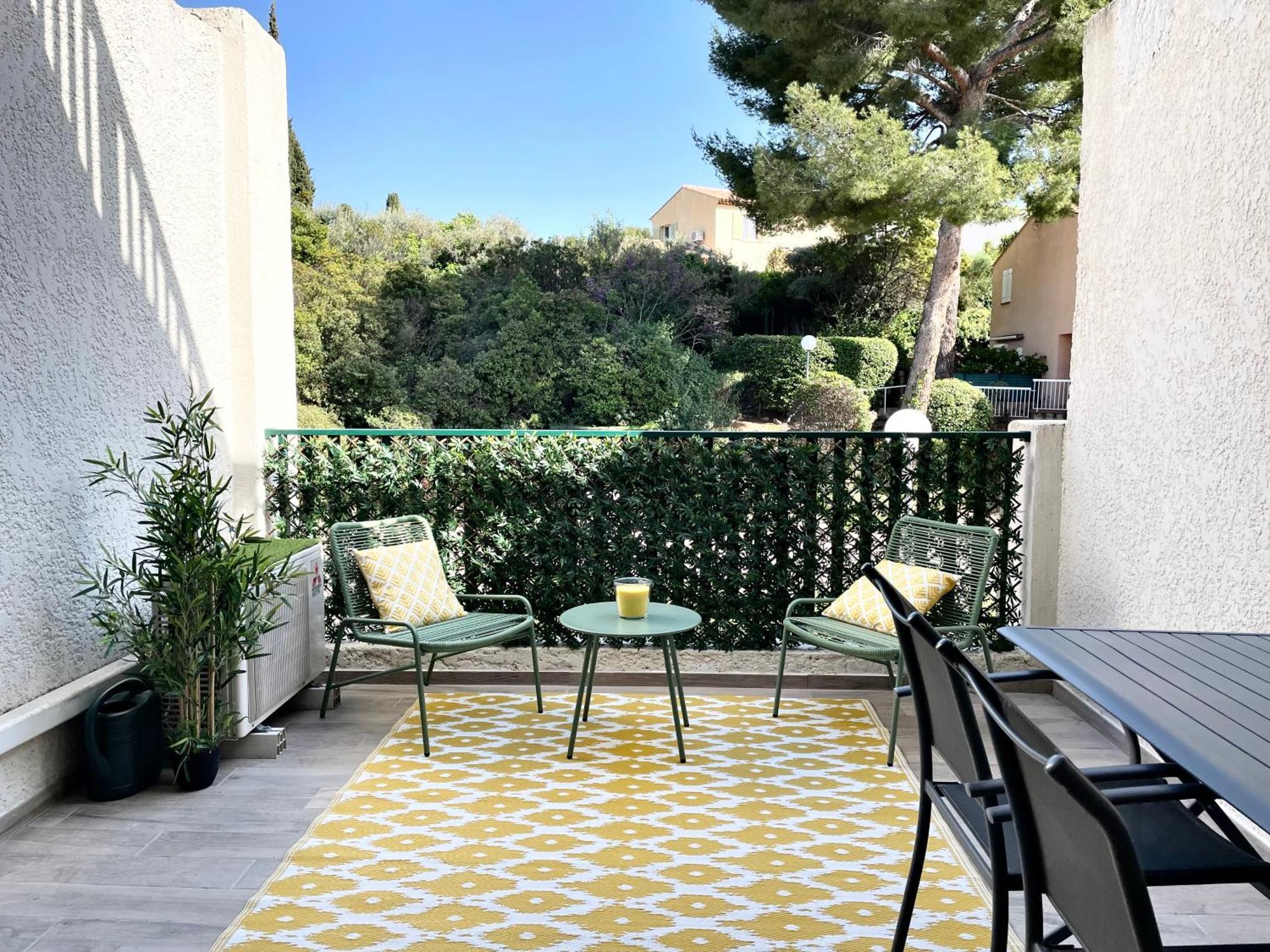 Studio 110 Grande Terrasse Proche Mer Bandol Exterior photo